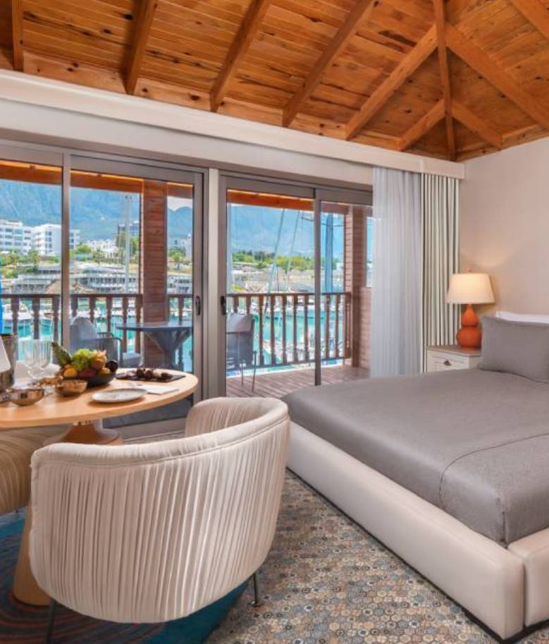 Royal Marina Club Suite